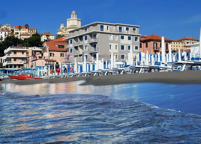 Hotel Croce Di Malta Imperia photo