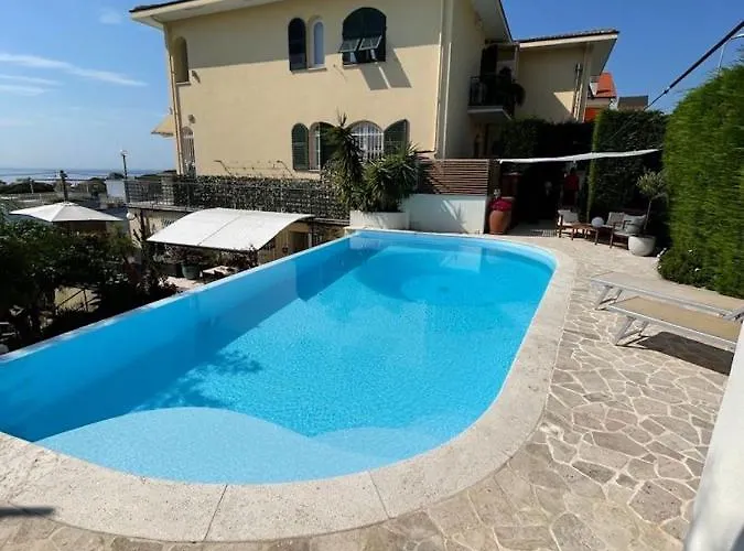 Casa Milena Elegante Dimora Con Piscina Privata Apartment Albissola Marina photo