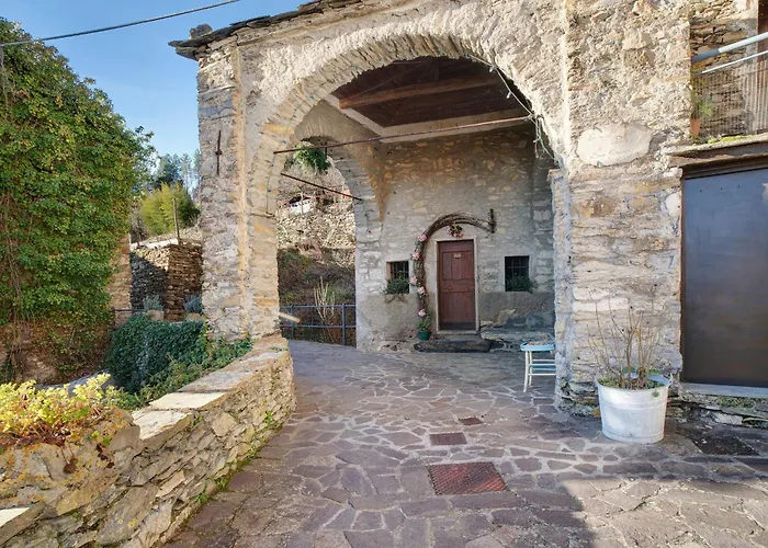 Casa Azzurra - Sciu'Pepin Appartement Rezzo foto