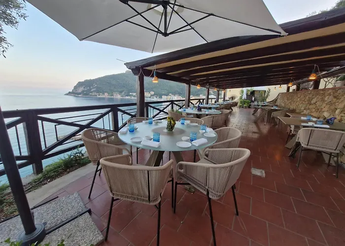 Palazzo Vescovile Hotel Noli photo
