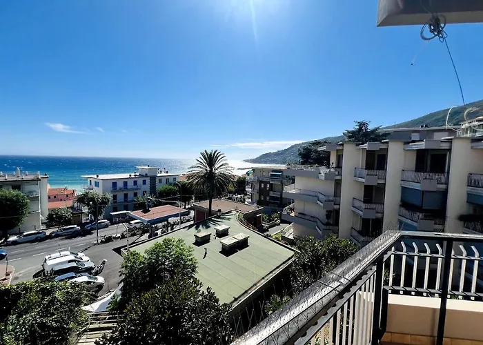 Suite A 2 Passi Dalla Spiaggia - Ospedaletti fotorgafie