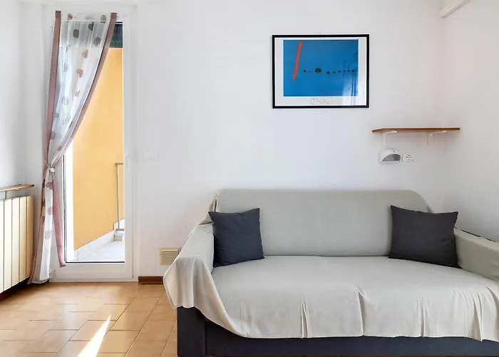 Photo de Appartement Monolocale 9 à Borgio Verezzi