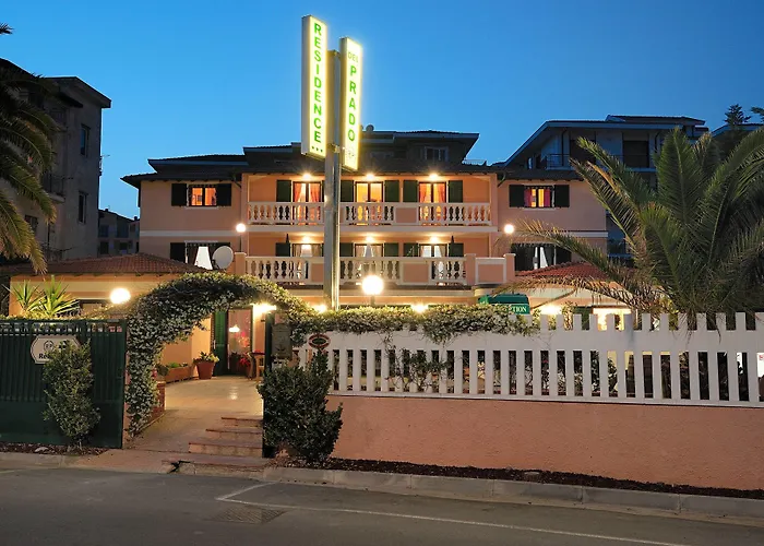 Del Prado Aparthotel Riva Ligure foto