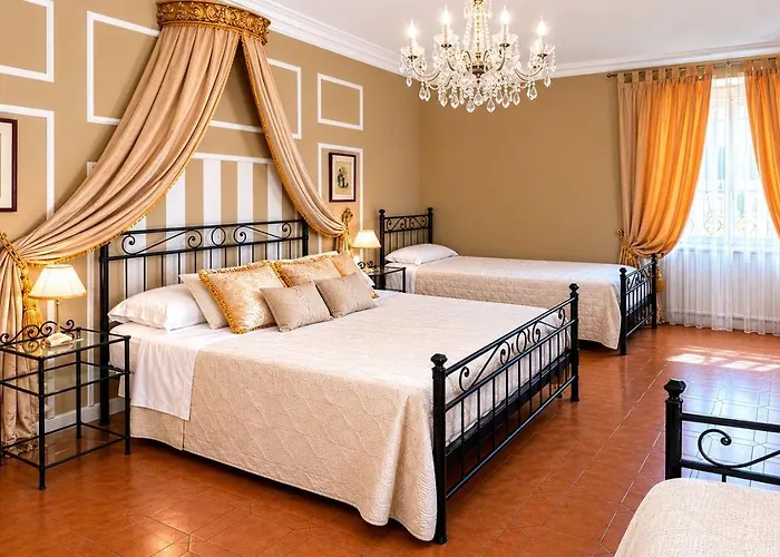 Foresteria Di Palazzo Picedi - Historic Rooms 萨尔扎纳照片