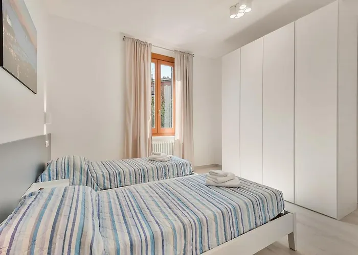 Elegante Casa Tranquilla Vicino Alla Citta Pegazzano képek