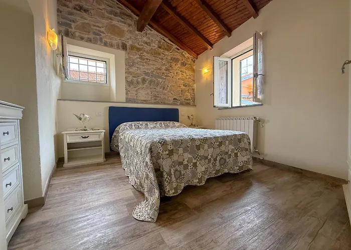 Modern Stone House Apartment Pontedassio photo